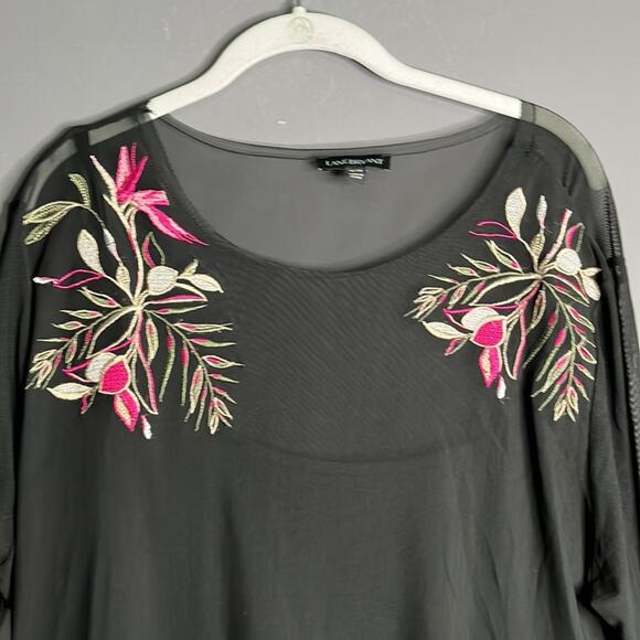 Lane Bryant Black Camisole With Mesh Overlay Hot Pink Embroidery Size 18/20 - Picture 3 of 10